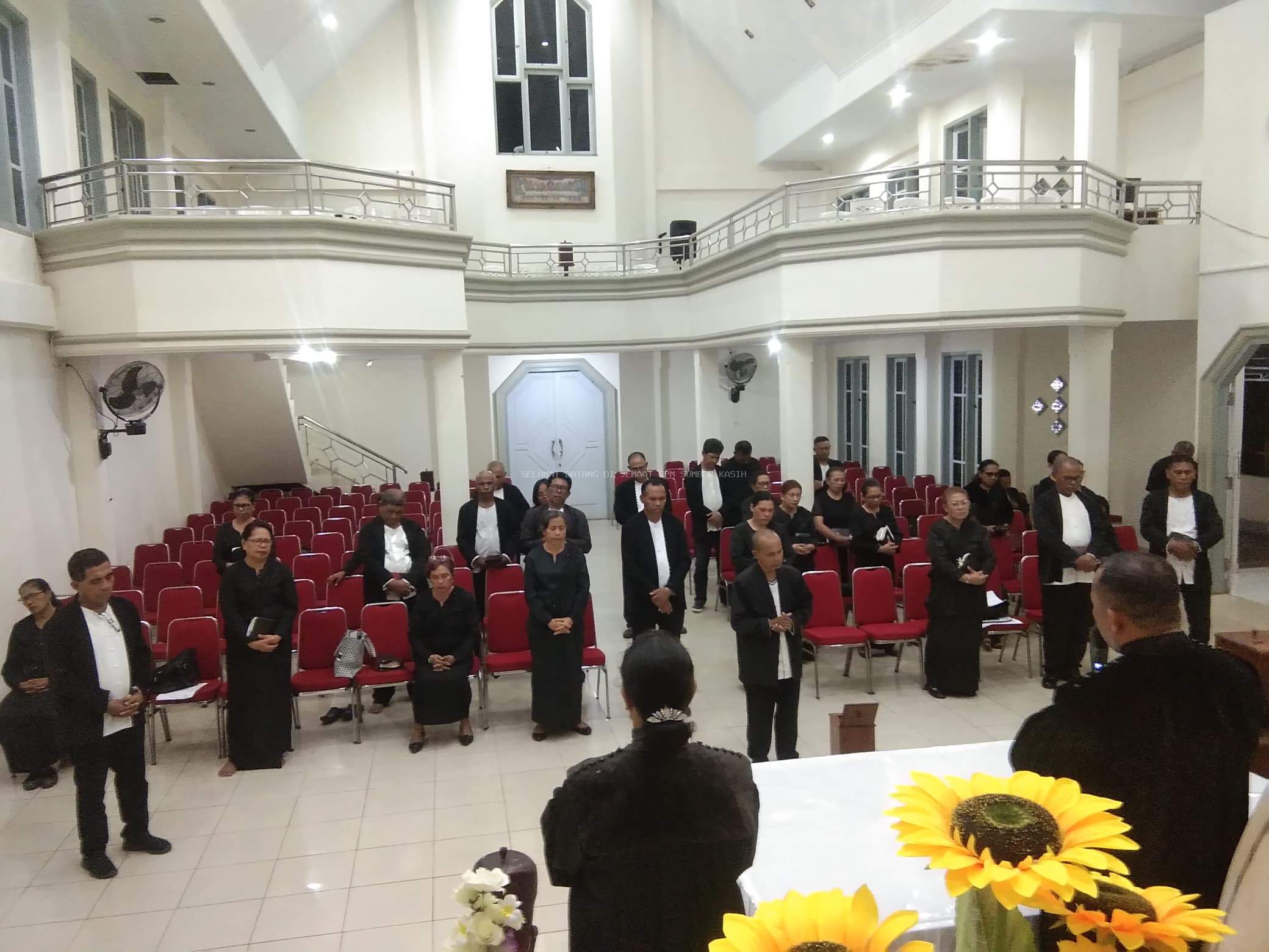 RUTIN BERDOA, PELAYAN KHUSUS DAN TUAGAMA MAKNAI PANGGILAN DAN PENGUTUSAN